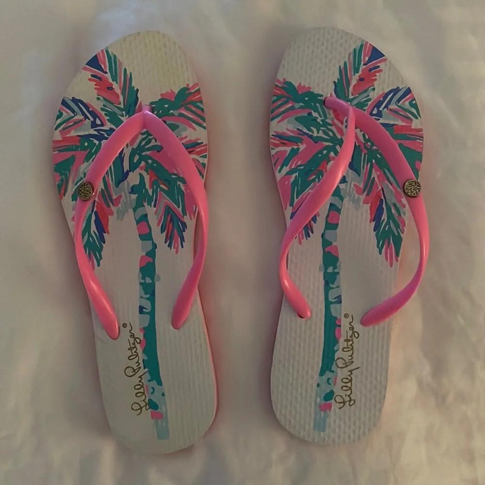NWOT Lilly Pulitzer Tropical Palm Print Flip Flops - Picture 1 of 6